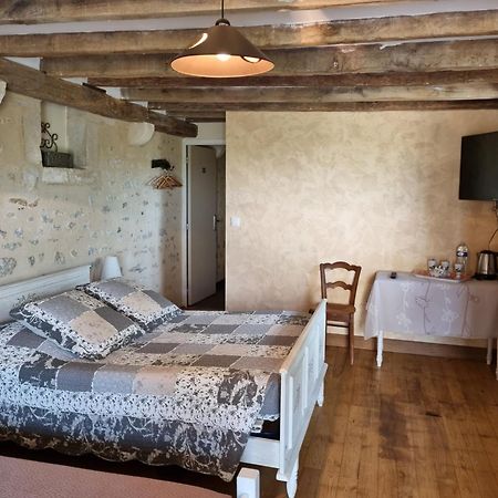 Bed and Breakfast Domaine De La Rue La Berthenoux Exterior foto