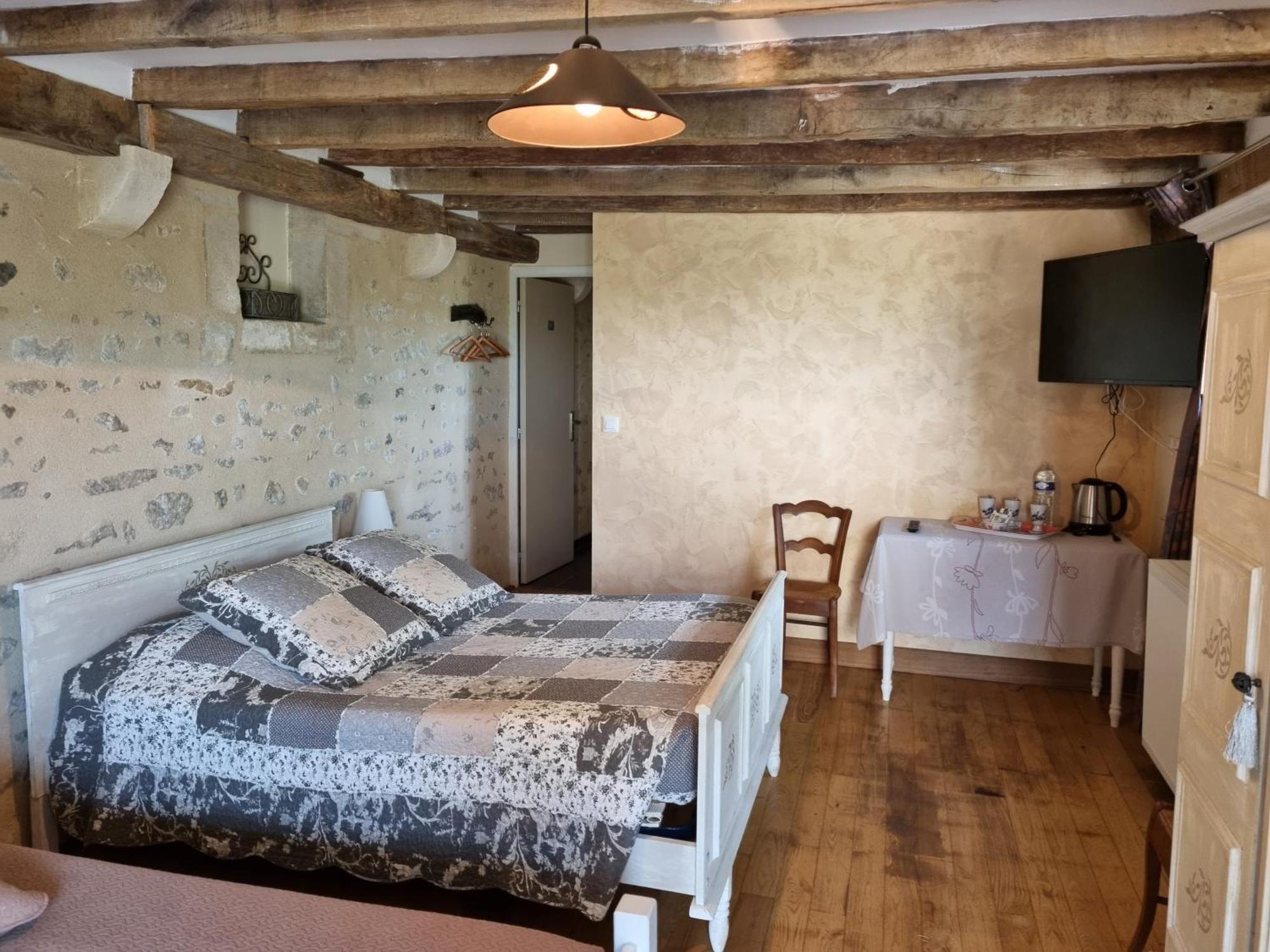 Bed and Breakfast Domaine De La Rue La Berthenoux Exterior foto